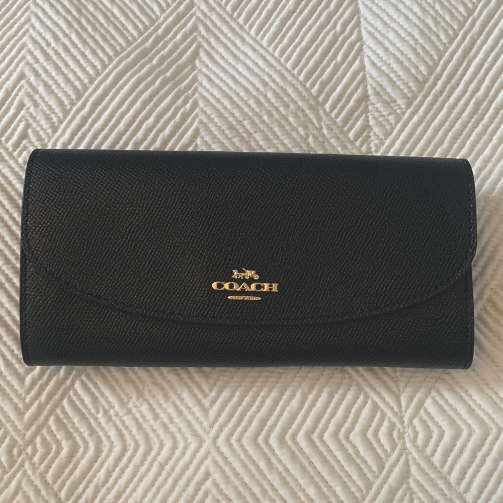 *New Never Used* Coach clutch style wallet - Black